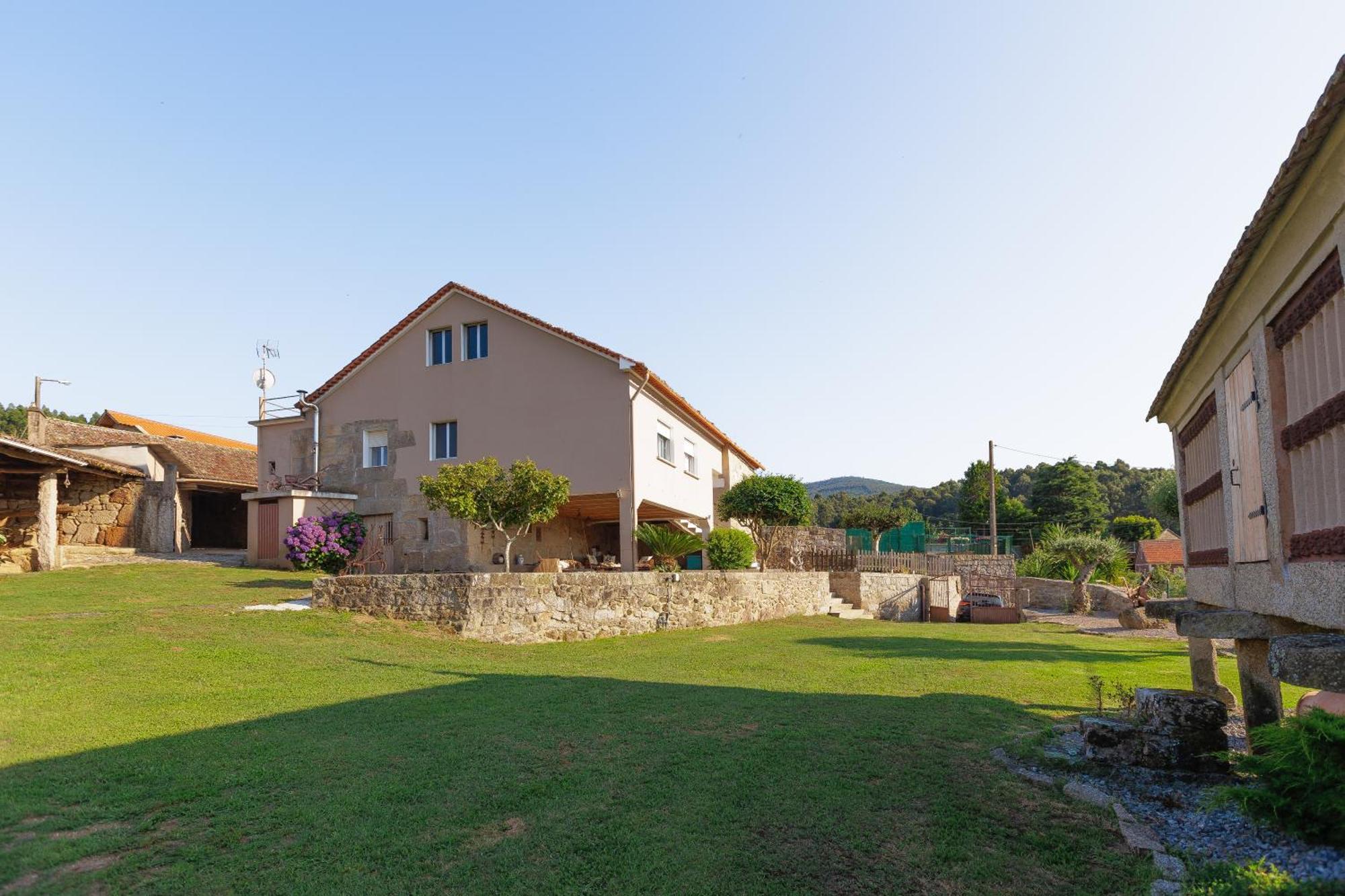 A Casa De Lucha Guest House Meis Екстериор снимка